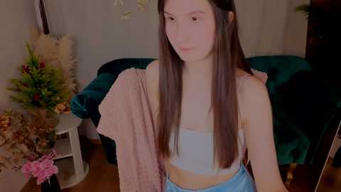 avrora_shy_ free recording from 2026-01-28 00:02:00