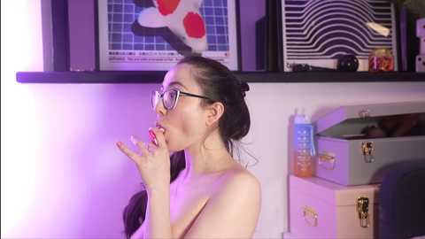 littlee33 free recording from 