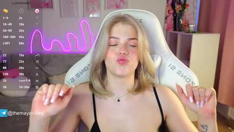 maya_blonde18 free recording from 