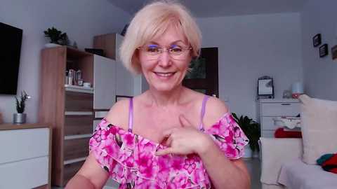 jasmin18v free recording from 