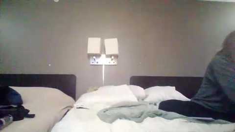 lilbratty_clouds_ogpuffdragon free recording from 2026-02-04 22:18:00