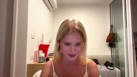 laraineprada free recording from 