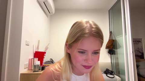 laraineprada free recording from 