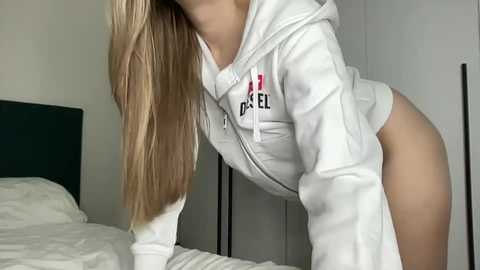 yes_baby_shine free recording from 2026-02-08 09:38:00