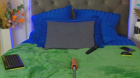 ariana_petite free recording from 2026-02-12 04:23:00