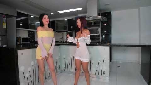 loving_ladies free recording from 